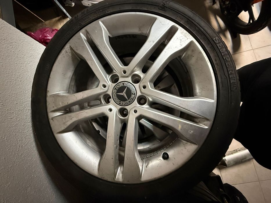 Vendo jogo de rodas mercedes 18