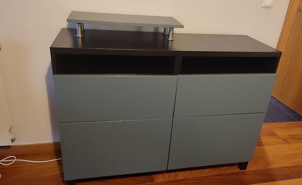Cómoda aparador IKEA Besta sala