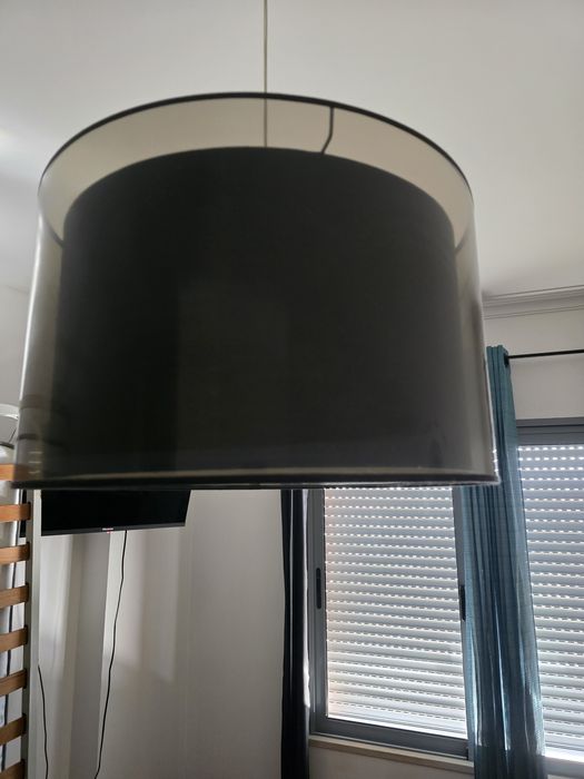 Candeeiro preto usado