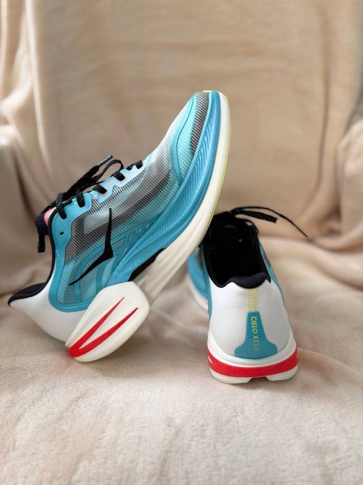 Бігові окросівки оригінал Hoka cielo x1 2.0 розмір 46