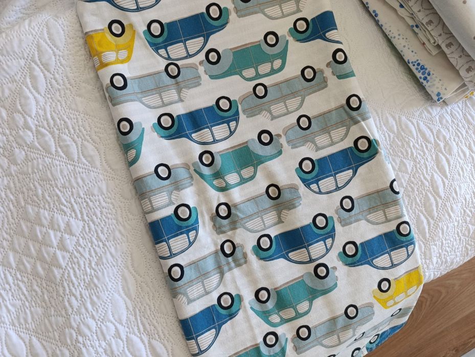 Capas Edredon Berço bebé 110x125cm - reversíveis - 10eur/unidade
