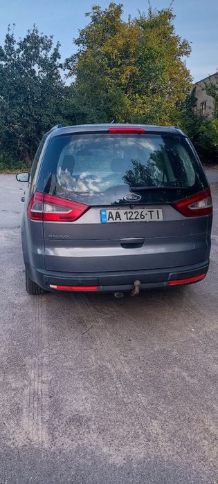 ford galaxi 2013   7місць