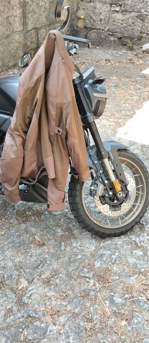 Mota Zontes ZT125-G1 125cc (2024) + Equipamento Completo – Garantia até 2027