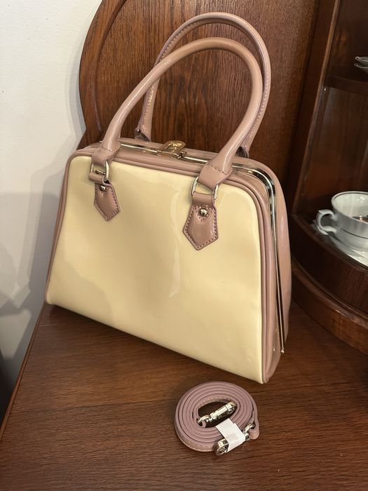 Torebka lakierowana Monnari