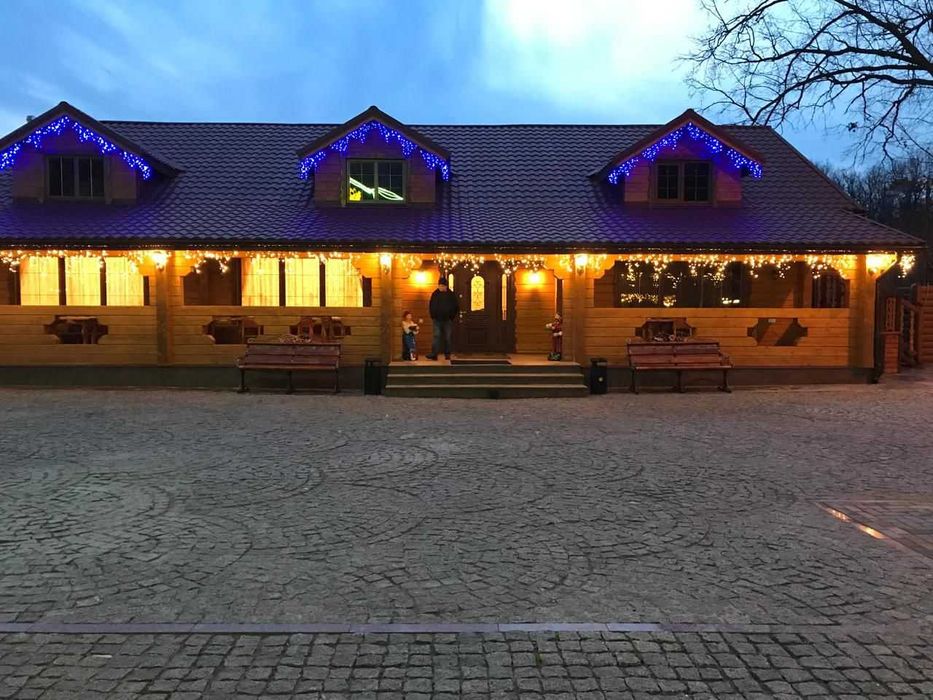 Ресторан, готель, електроАЗС на трасі Е-95