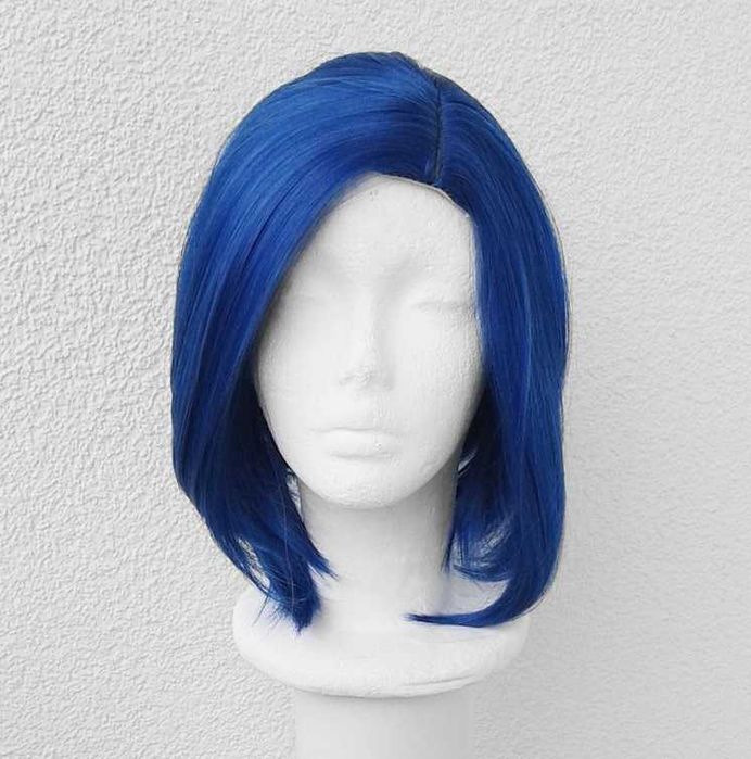 Niebieska krótka peruka z przedziałkiem krótka bob niebieski wig