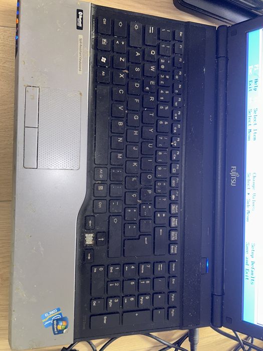 Fujitsu lifebook A53264585101373058121