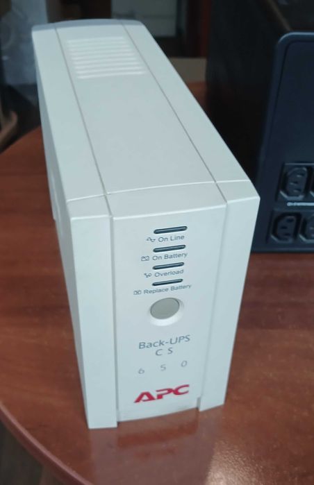ДБЖ APC Easy UPS 1200VA