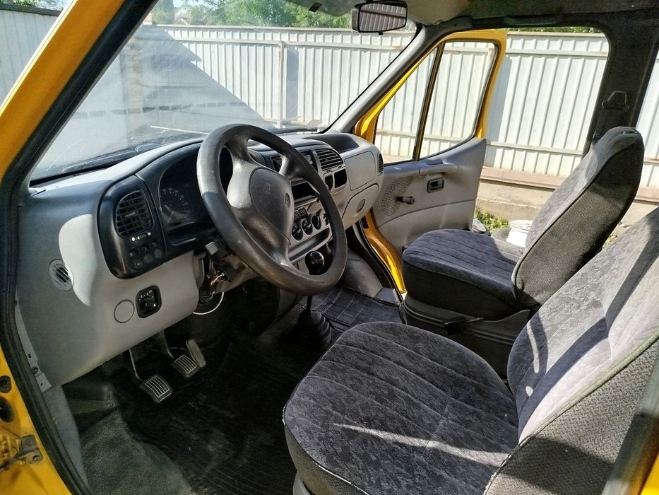 Продам Ford Transit пасажир