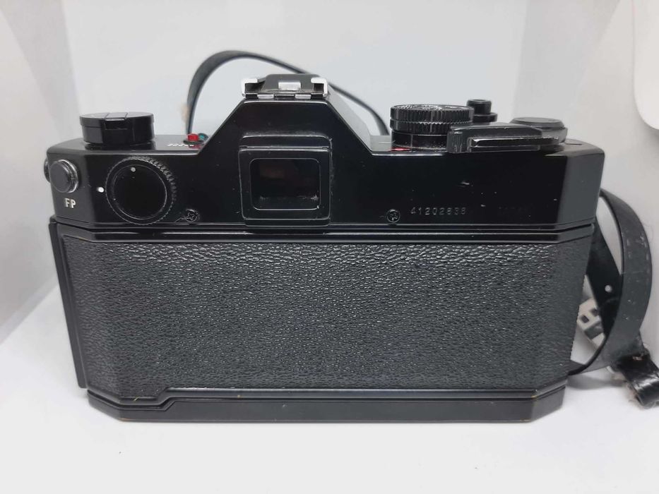 Aparat YASHICA -ELECTRO AX + Pentacon auto - 2.8/29