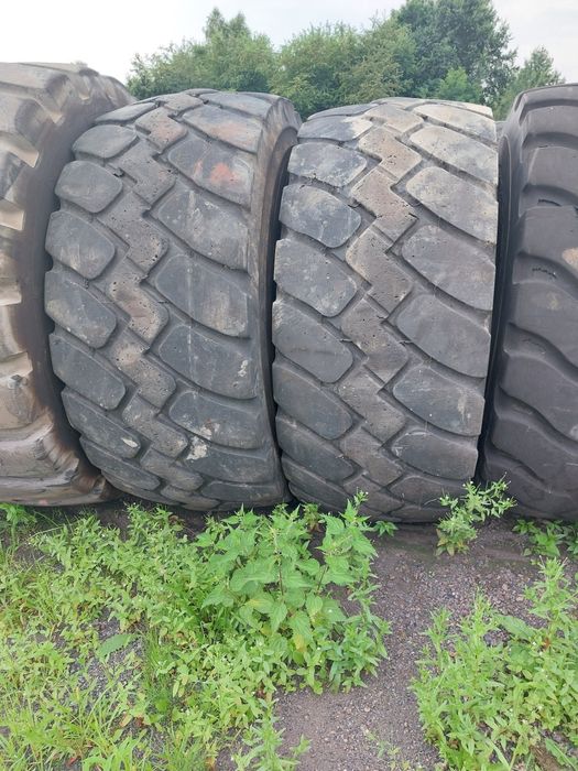 Opona  26,5R26 goodyear