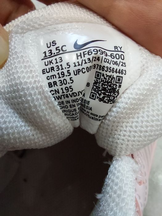 Оригінальні кросівки Nike zoom vomero 5 в ідеальному стані