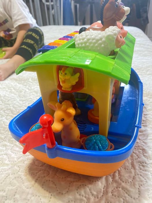 Ноев Ковчег іграшка