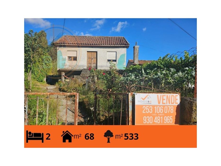 Moradia para restauro, lugar de Leiradas, Cabeceiras de Basto — Refojos De Basto, Outeiro E Painzela, Braga