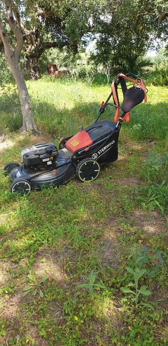 Corta-relva a Gasolina Sterwins 56cm c/ Motor Briggs & Stratton