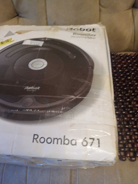 Робот пилесос ROOMBA 671