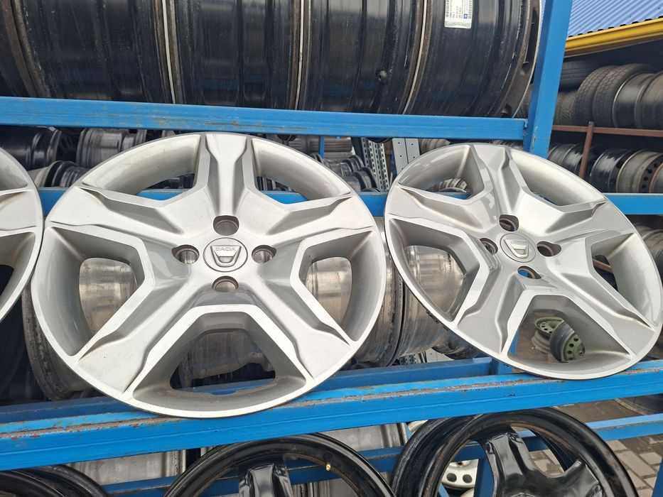 Диски структурні металеві з ковпаками 4/100 R16 6J ET37 Dacia Renault .