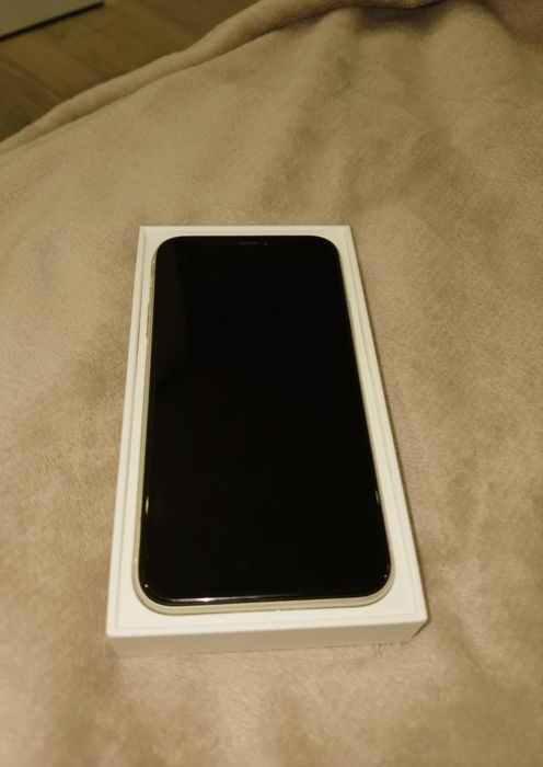 Iphone 11 / 64 GB