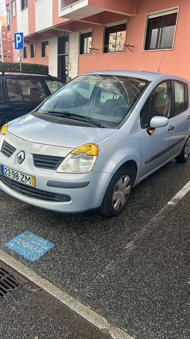 Renault Modus pra despachar