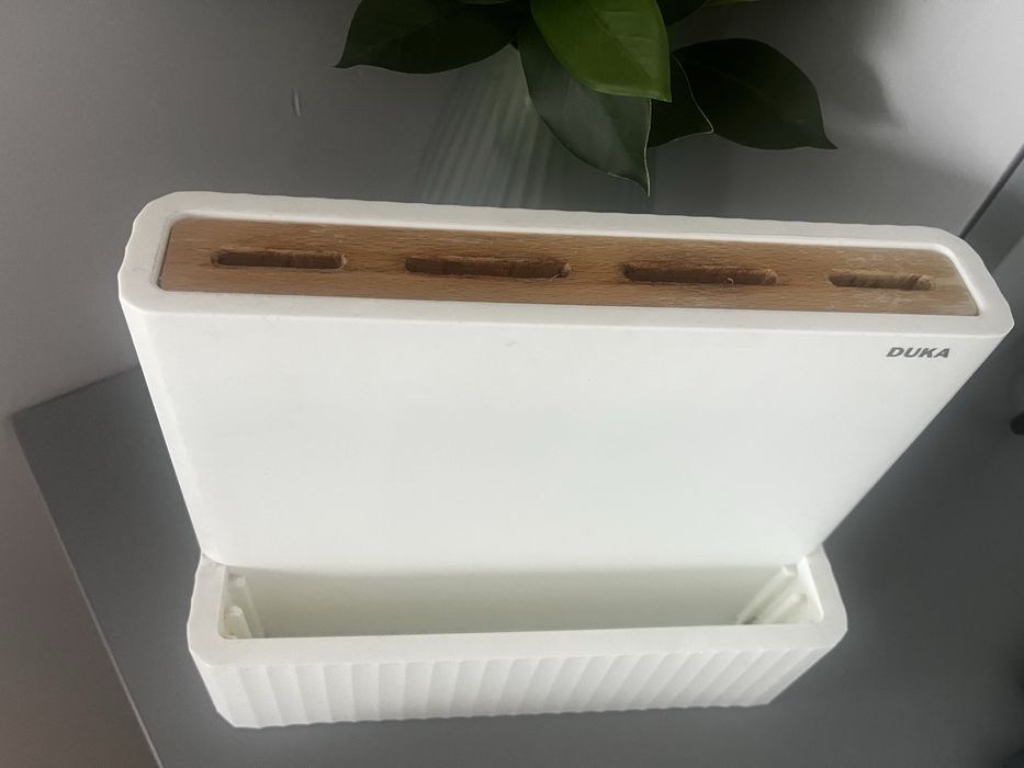 Stojak na deski i noże Duka