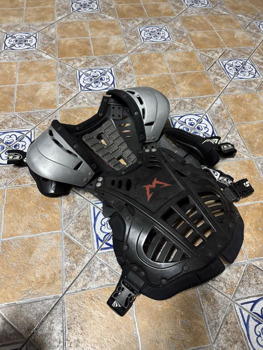 Corpete Bicicleta Downhill