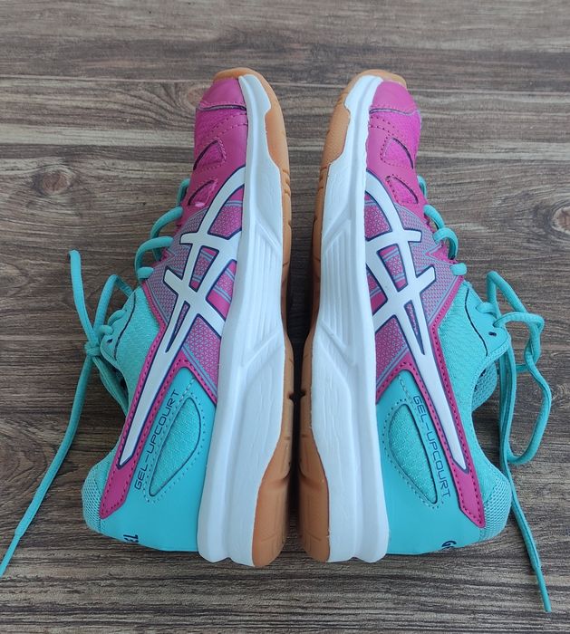 Кросівки волейбольні Asics gel upcourt gs. Розмір 35,5