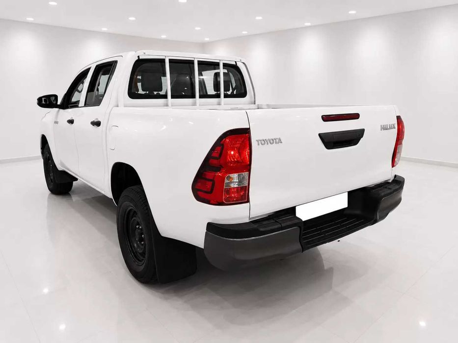 Toyota Hilux 2.4 D-4D 4WD CD CM
