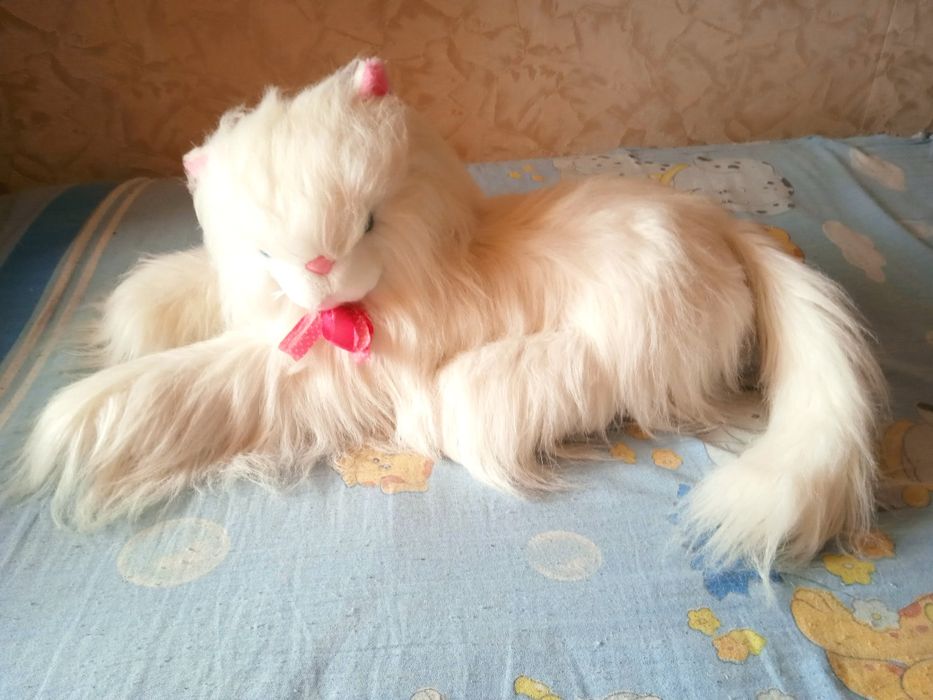 М'яка іграшка кішечка