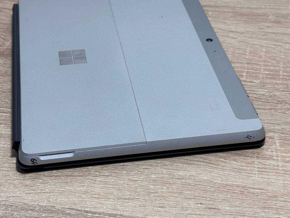 microsoft surface go - купити планшети - Ціна на OLX.ua