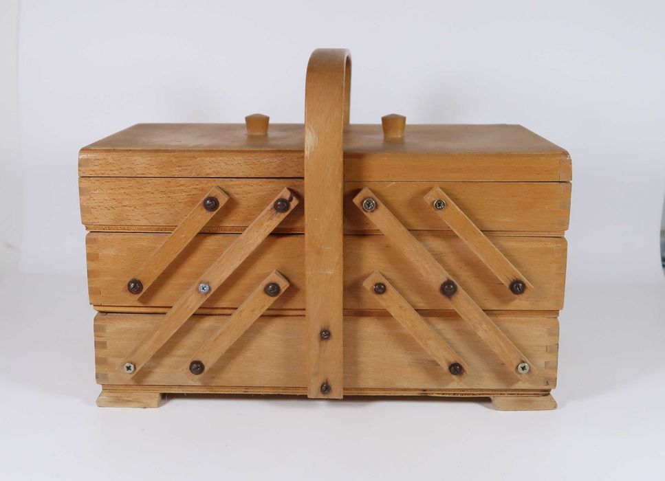 Caixa de costura Vintage (Ref. 13)