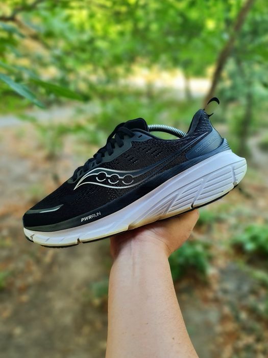 Оригинальные кроссовки Saucony Guide 18 Wide Black, 41р. 26см.