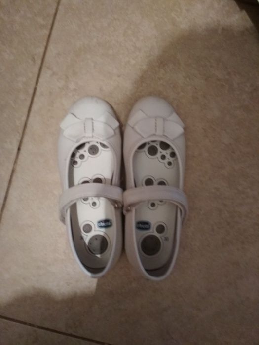 Продаются кожаные туфли Chicco 30 размер.