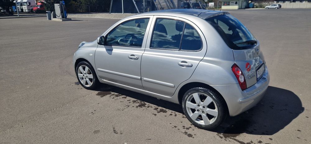 Nissan Micra 2010r.