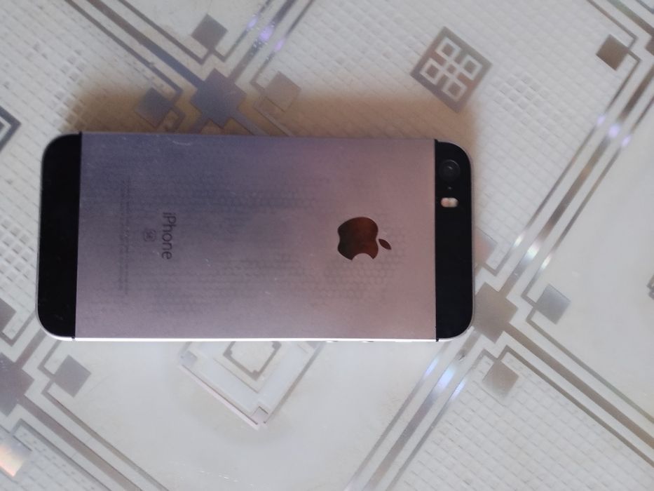 Телефон Айфон продажа