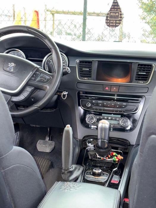 Peugeot 508 SW e-HDi 115 ETG6