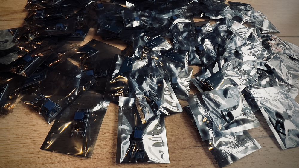 MT3608 в наличии повышающий DC-DC преобразователь IN2-24v,OUT5-28v