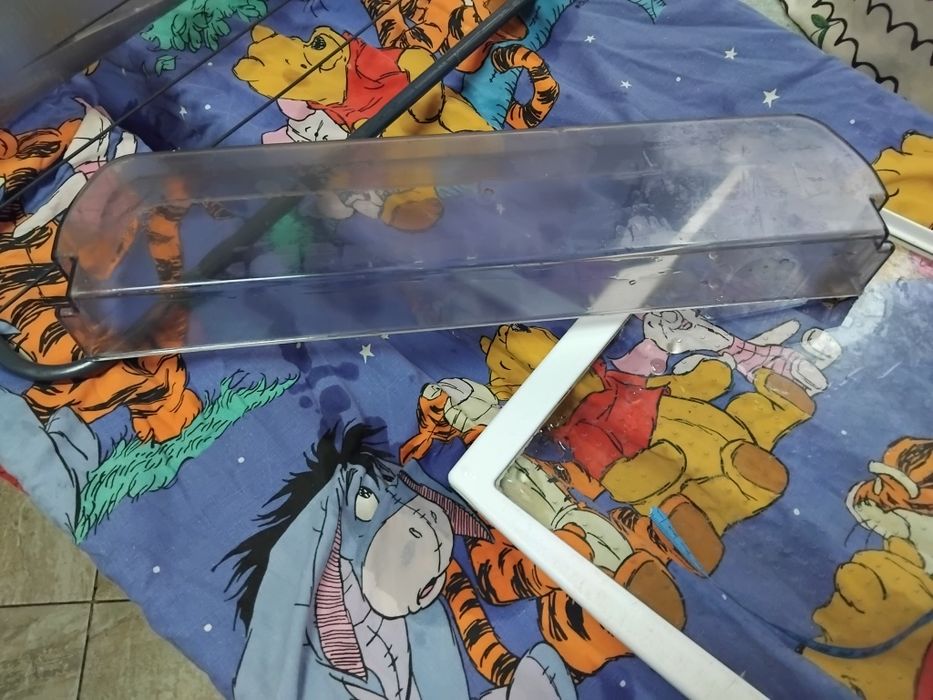 Полка для холодильника Ariston