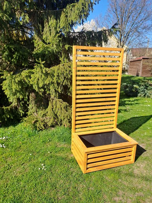 Drewniana donica z plastkiowym wkładem