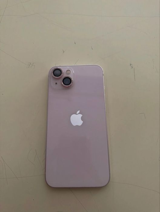 Iphone 13 em otimo estado de conservação