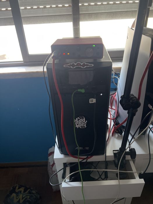 Desktop asus.