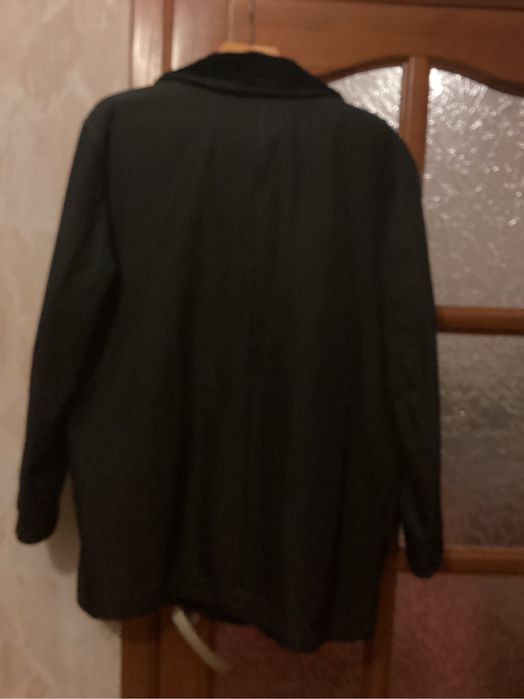 Продам куртку демісезонну виробництва Італіі