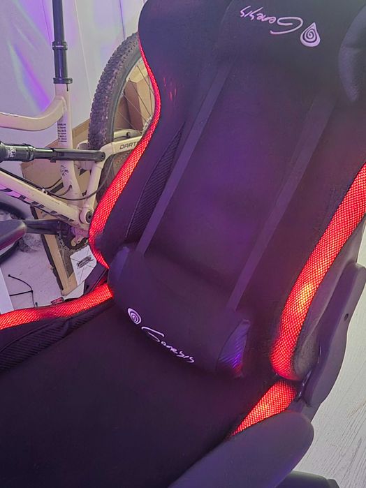 Fotel gamingowy Genesis led idealny do Gta 6