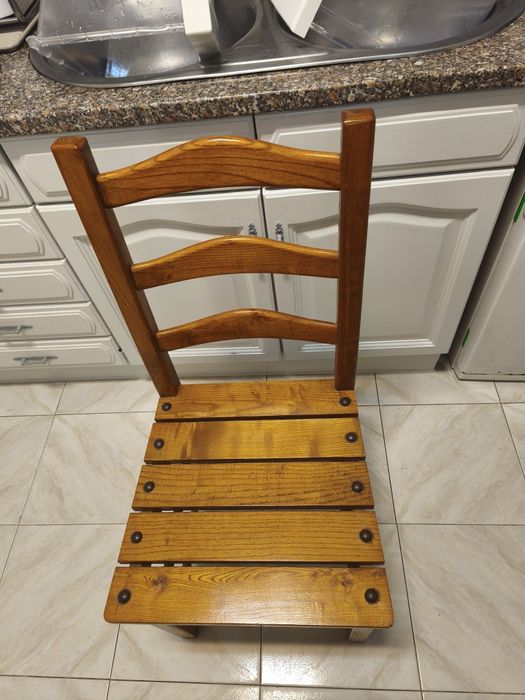 Mesa de cozinha e 4 cadeiras