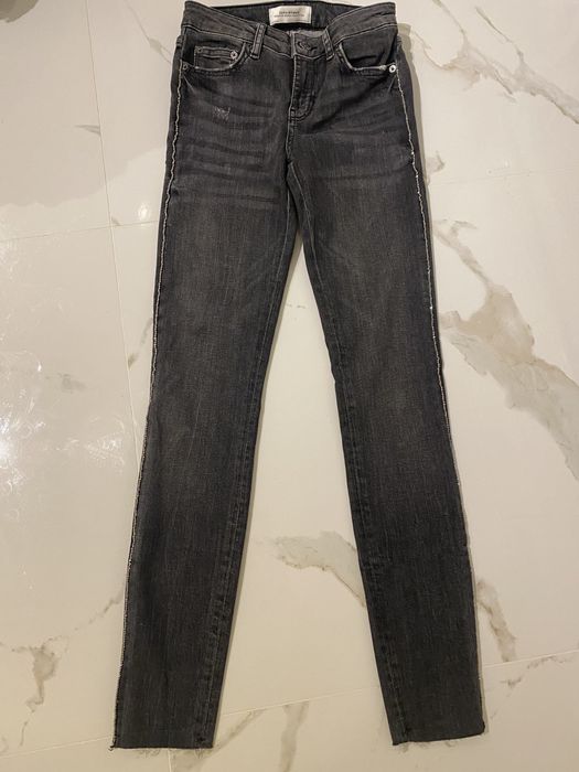 Zara jeansowe rurki zdobione  , r 34