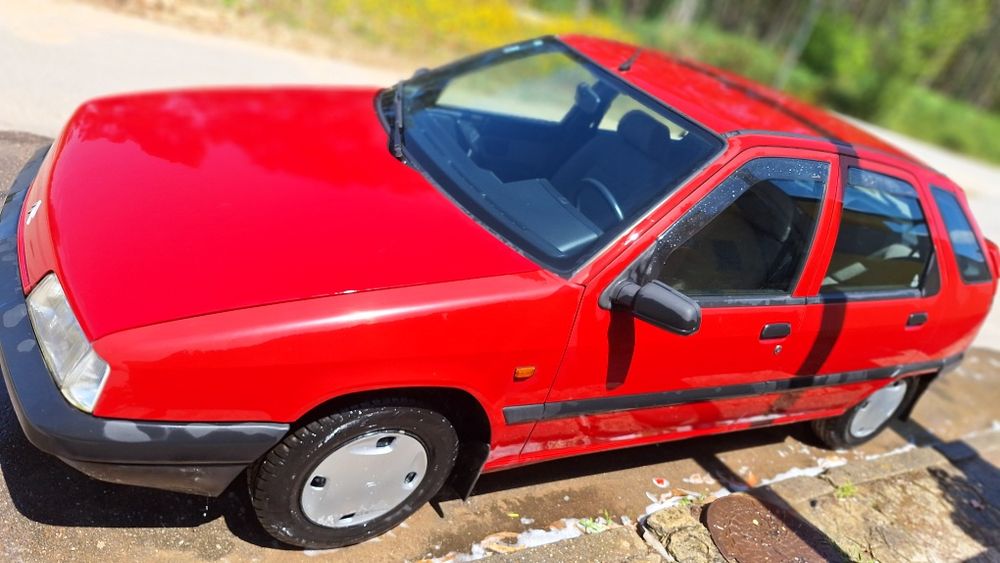 Veículo Citroën ZX em excelente estado