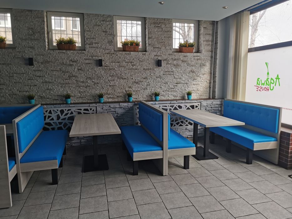 2 Sofy barowe +stół 1.60x70