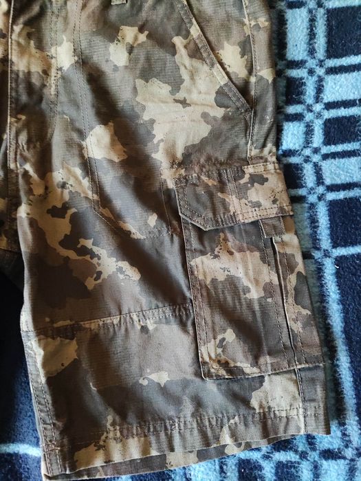Spodnie krótkie Primark moro roz L