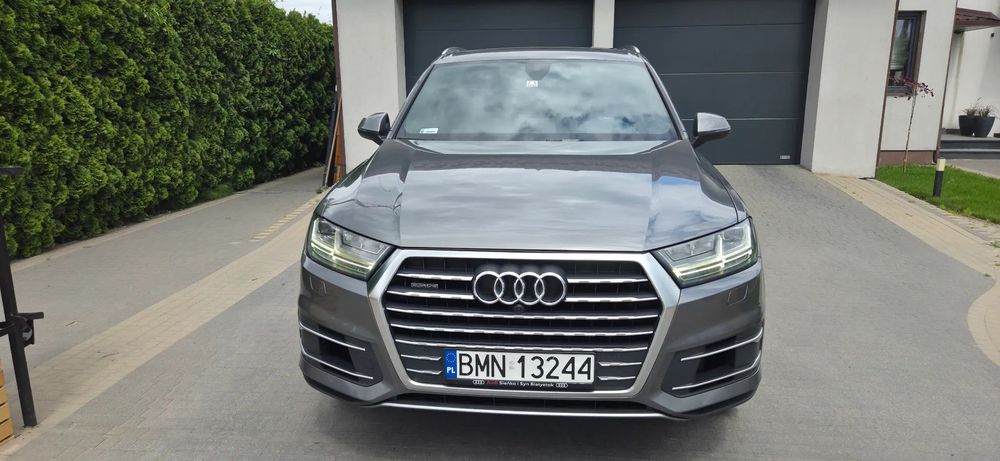 Audi Q7 pierwszy właściciel ,serwisowany w ASO