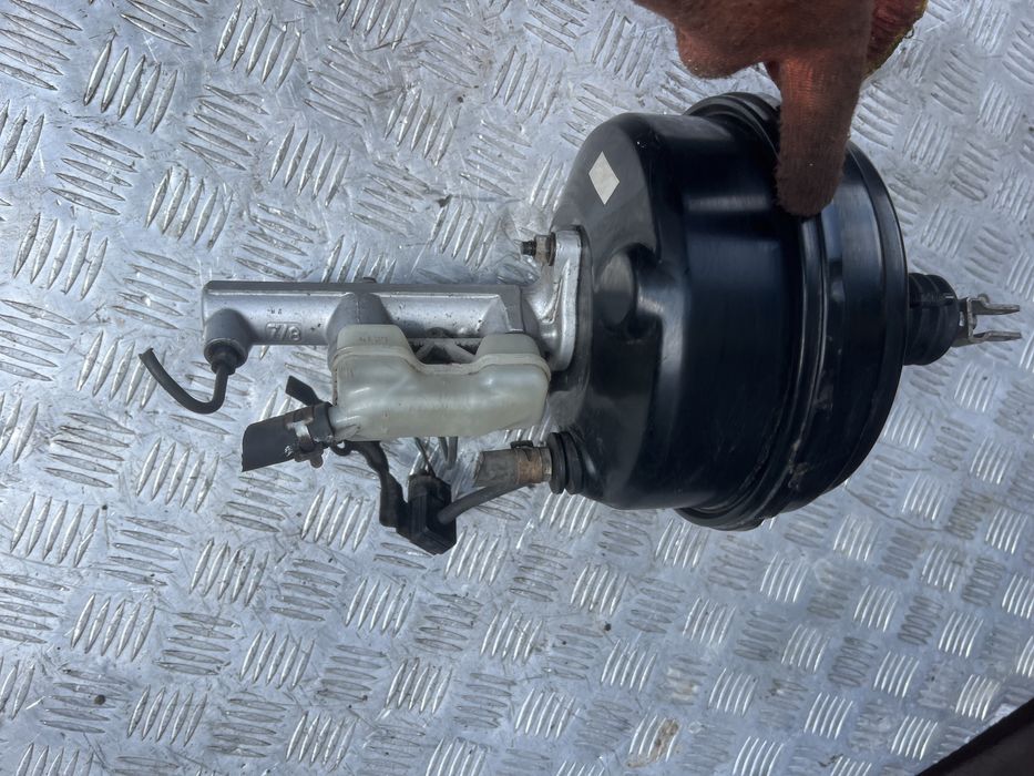 Ваккумный усилитель главный Toyota Isis Platana 2006