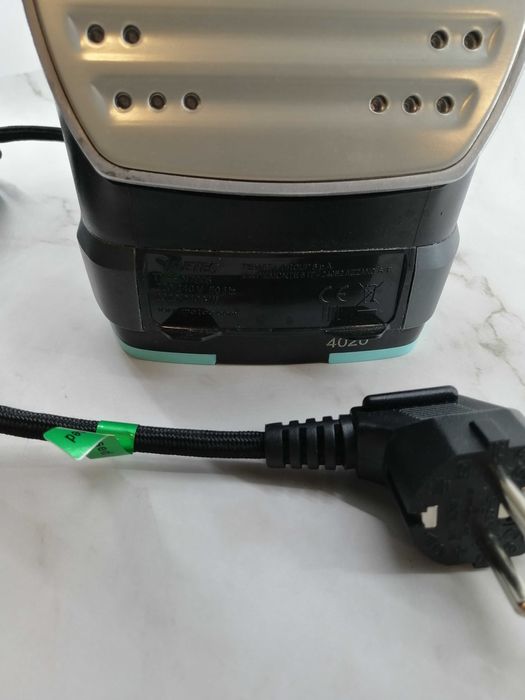 Imetec Onda 2400W żelazko czarne zielone sprawne